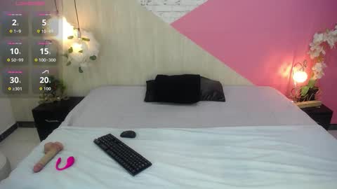 sophia_brunette21 online show from November 22, 11:20 am