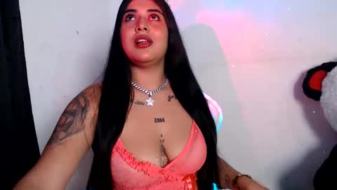 Snapshot of sophia_dazza398 chatting on May 26, 1:56 am sophia online show from May 26, 1:56 am