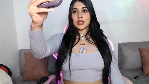 Snapshot of sophia_dazza398 chatting on June 5, 2:18 am sophia online show from June 5, 2:18 am