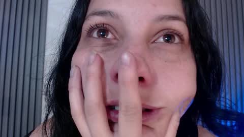 sophia hottie online show from October 21, 3:02 pm