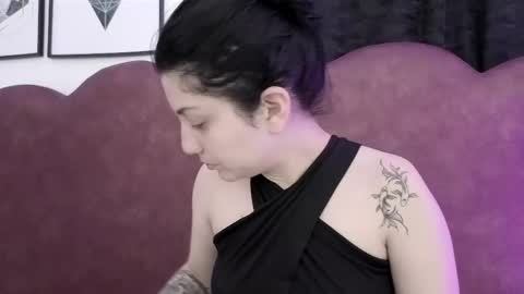 sophia hottie online show from May 1, 3:05 pm
