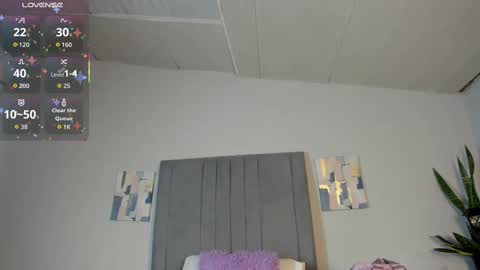 Snapshot of sophia_ebony___ chatting on November 16, 1:28 pm sophia_ebony___ online show from November 16, 1:28 pm