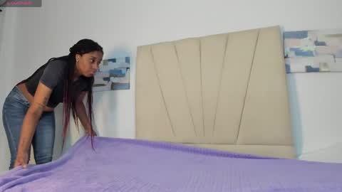 Snapshot of sophia_ebony___ chatting on May 26, 12:45 pm sophia_ebony___ online show from May 26, 12:45 pm