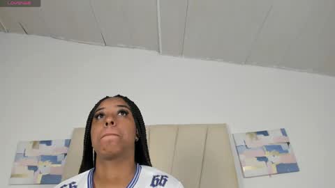 Snapshot of sophia_ebony___ chatting on June 6, 12:21 pm sophia_ebony___ online show from June 6, 12:21 pm