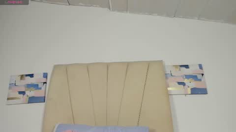 Snapshot of sophia_ebony___ chatting on June 15, 1:35 pm sophia_ebony___ online show from June 15, 1:35 pm