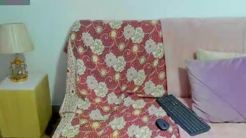 Snapshot of sophia_harry chatting on June 13, 3:32 pm sophia CM online show from June 13, 3:32 pm