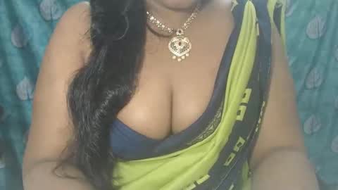 Snapshot of sophia_indian chatting on December 15, 5:12 am Sophia Tamil online show from December 15, 5:12 am