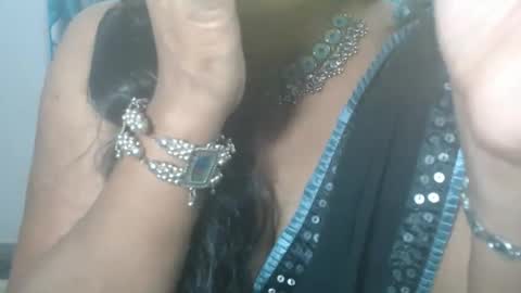 Snapshot of sophia_indian chatting on May 18, 4:51 am Sophia Tamil online show from May 18, 4:51 am
