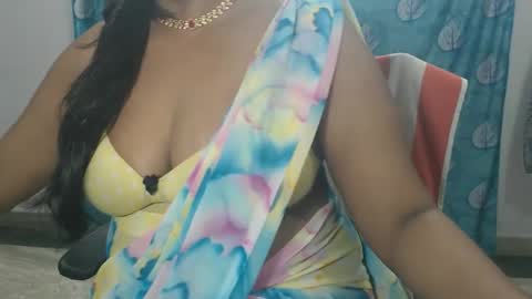 Snapshot of sophia_indian chatting on May 20, 6:52 am Sophia Tamil online show from May 20, 6:52 am
