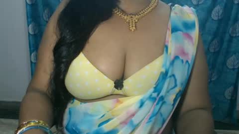 Snapshot of sophia_indian chatting on June 13, 5:27 am Sophia Tamil online show from June 13, 5:27 am