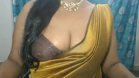 Snapshot of sophia_indian chatting on June 29, 10:15 am Sophia Tamil online show from June 29, 10:15 am