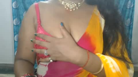 Snapshot of sophia_indian chatting on July 3, 5:25 am Sophia Tamil online show from July 3, 5:25 am