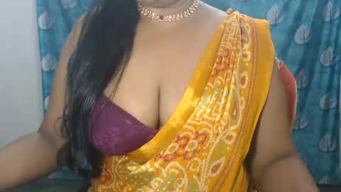 Snapshot of sophia_indian chatting on July 7, 5:21 am Sophia Tamil online show from July 7, 5:21 am