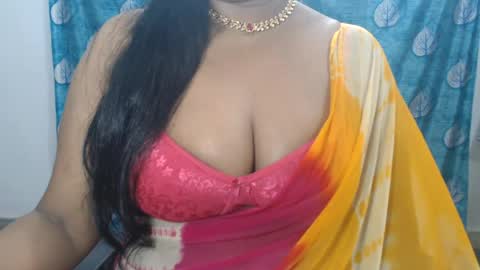 Snapshot of sophia_indian chatting on July 7, 8:02 pm Sophia Tamil online show from July 7, 8:02 pm