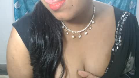 Snapshot of sophia_indian chatting on July 8, 8:08 am Sophia Tamil online show from July 8, 8:08 am