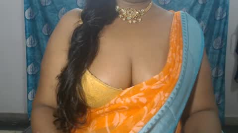 Snapshot of sophia_indian chatting on July 22, 4:59 am Sophia Tamil online show from July 22, 4:59 am