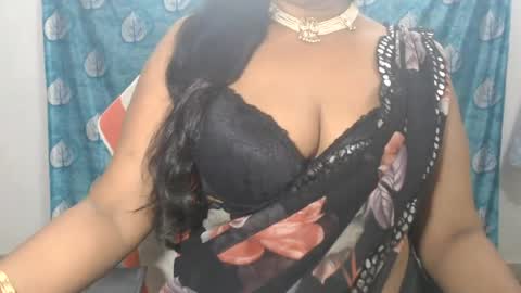 Snapshot of sophia_indian chatting on August 1, 5:50 am Sophia Tamil online show from August 1, 5:50 am
