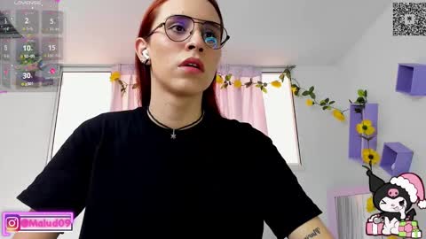 sophia_milano online show from December 15, 12:28 pm