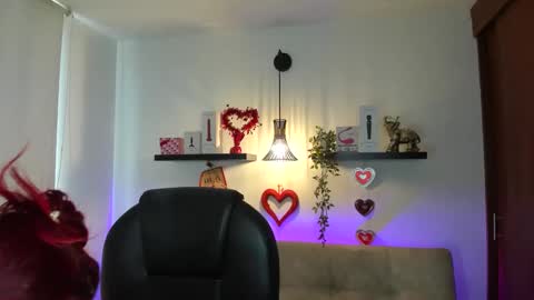 sophia_miller4 online show from February 22, 7:23 pm