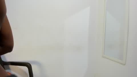 sophia_moons_ online show from April 30, 5:36 am