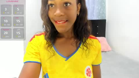 sophia_moons_ online show from July 4, 11:27 am