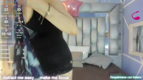     SOPHIA      online show from December 15, 2:21 pm