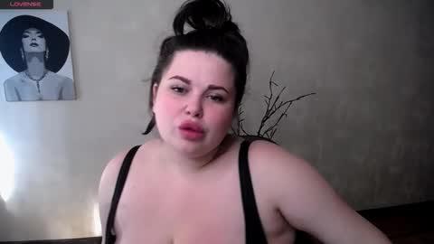 sophia_olsen_ online show from September 24, 11:35 am