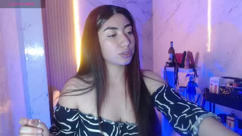 Sophia online show from May 5, 3:36 am