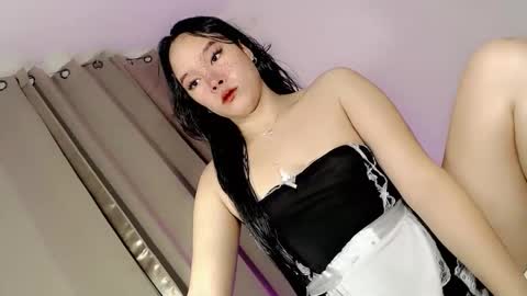 sophia_walker18 online show from April 23, 11:42 am