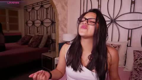 Sofi online show from December 5, 11:19 am