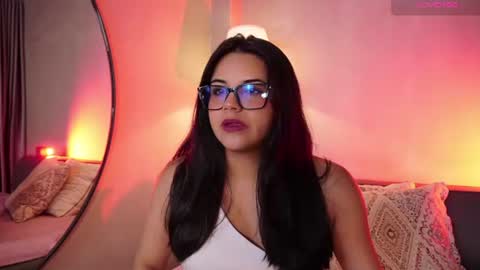 Snapshot of sophia_wilsonn_ chatting on July 23, 11:41 am Sofi online show from July 23, 11:41 am