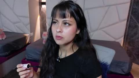 Snapshot of sophiaa_7 chatting on February 3, 11:26 am Sophi online show from February 3, 11:26 am