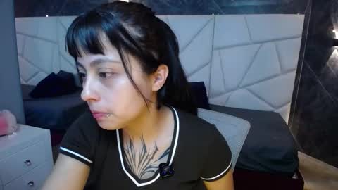 Snapshot of sophiaa_7 chatting on February 23, 12:24 pm Sophi online show from February 23, 12:24 pm