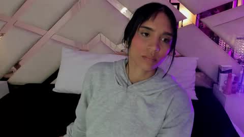 Sophia Paris online show from October 25, 3:47 am