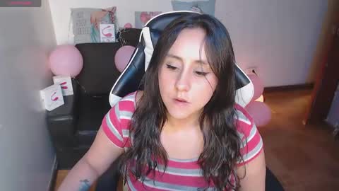 Snapshot of sophiaa_vega_ chatting on May 7, 6:57 pm sophiaa_vega_ online show from May 7, 6:57 pm
