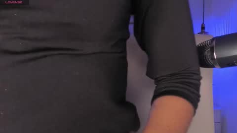 Sophie Hill  online show from November 9, 8:23 am