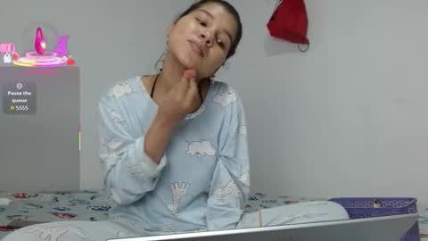 Sophia Bedford online show from September 28, 5:07 pm