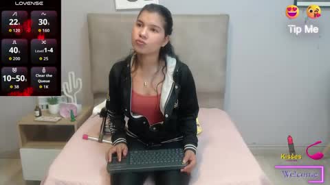 Sophia Bedford online show from April 20, 1:03 pm