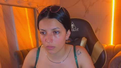 Snapshot of sophiadoll_tf chatting on June 1, 1:35 pm sophiadoll_tf online show from June 1, 1:35 pm