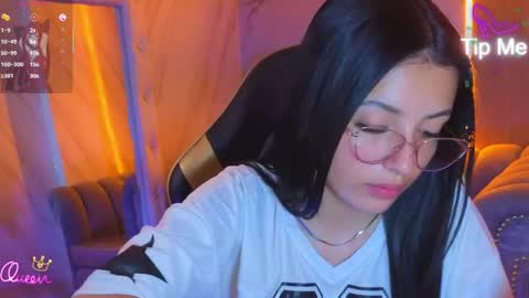 Snapshot of sophiadoll_tf chatting on June 3, 1:25 pm sophiadoll_tf online show from June 3, 1:25 pm