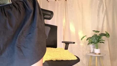 Snapshot of sophiadumont chatting on June 3, 10:18 am Sophia online show from June 3, 10:18 am