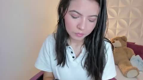 Sophia Howland online show from June 29, 9:04 pm