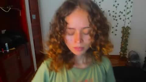 Snapshot of sophiamiller6 chatting on March 9, 12:53 pm sophiamiller6 online show from March 9, 12:53 pm