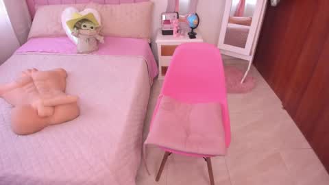    online show from March 5, 11:28 am