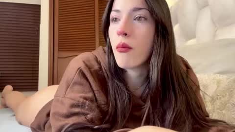 Snapshot of sophiarommie chatting on February 27, 6:13 am sophiarommie online show from February 27, 6:13 am