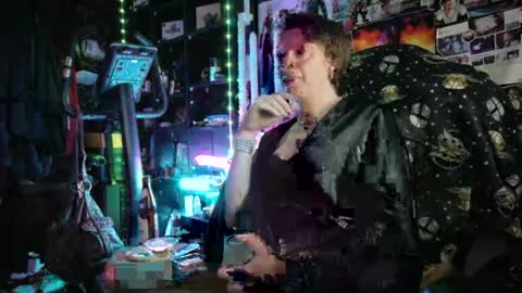 Sophie Satin1980 online show from June 11, 11:36 pm