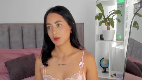 Snapshot of sophie_001 chatting on September 12, 8:42 pm  Sophie  online show from September 12, 8:42 pm