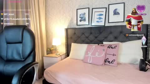 sophie__blare online show from May 12, 7:11 pm