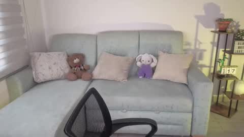 Sophie  online show from March 17, 2:53 pm