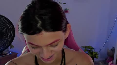 sophie doll online show from December 13, 8:37 pm